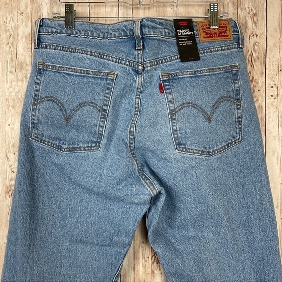 Levi’s Wedgie Straight Fit Denim Jeans Size 31 x 28 Women IRREGULAR - Picture 6 of 14